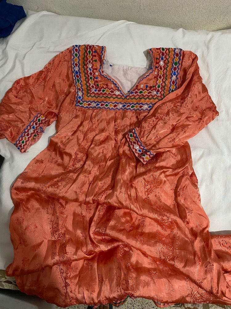 Robe hjaila