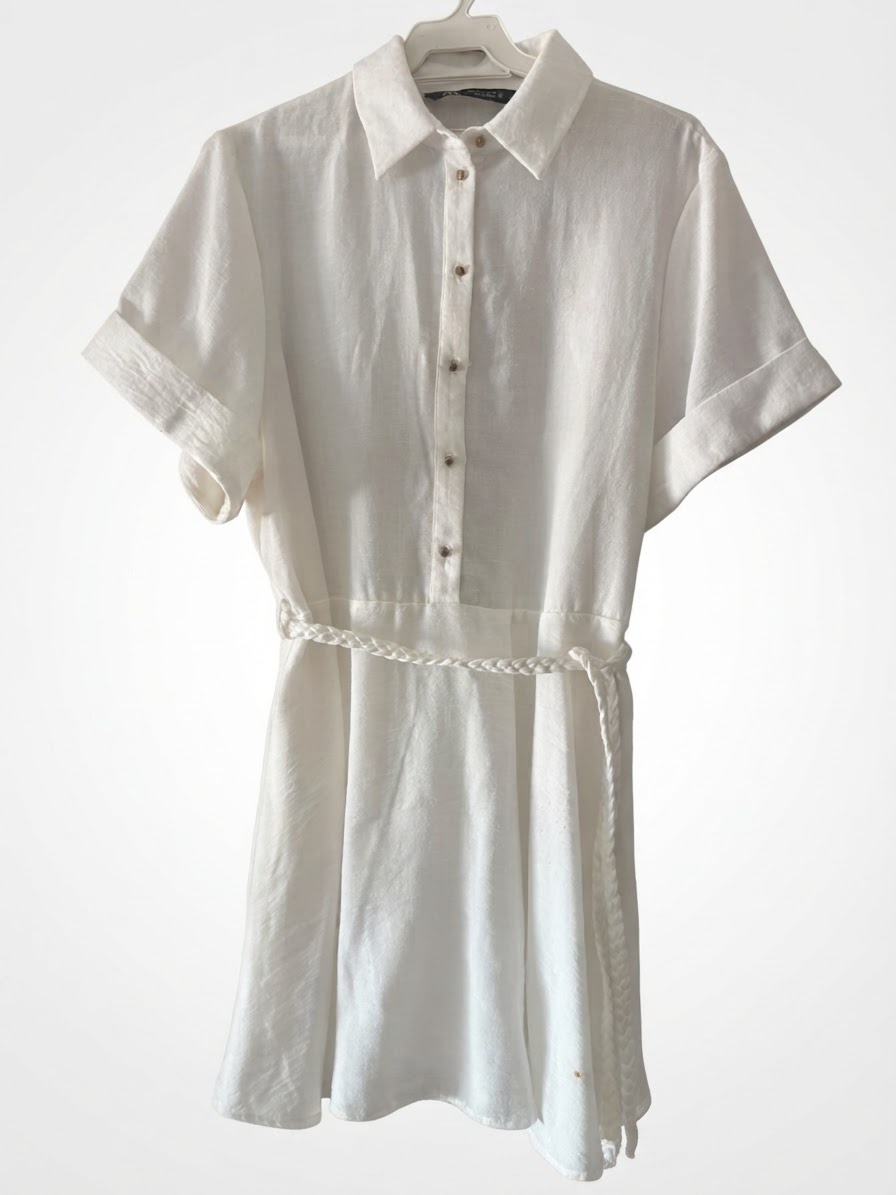 ROBE CHEMISE AVEC CEINTURE TRESSÉE