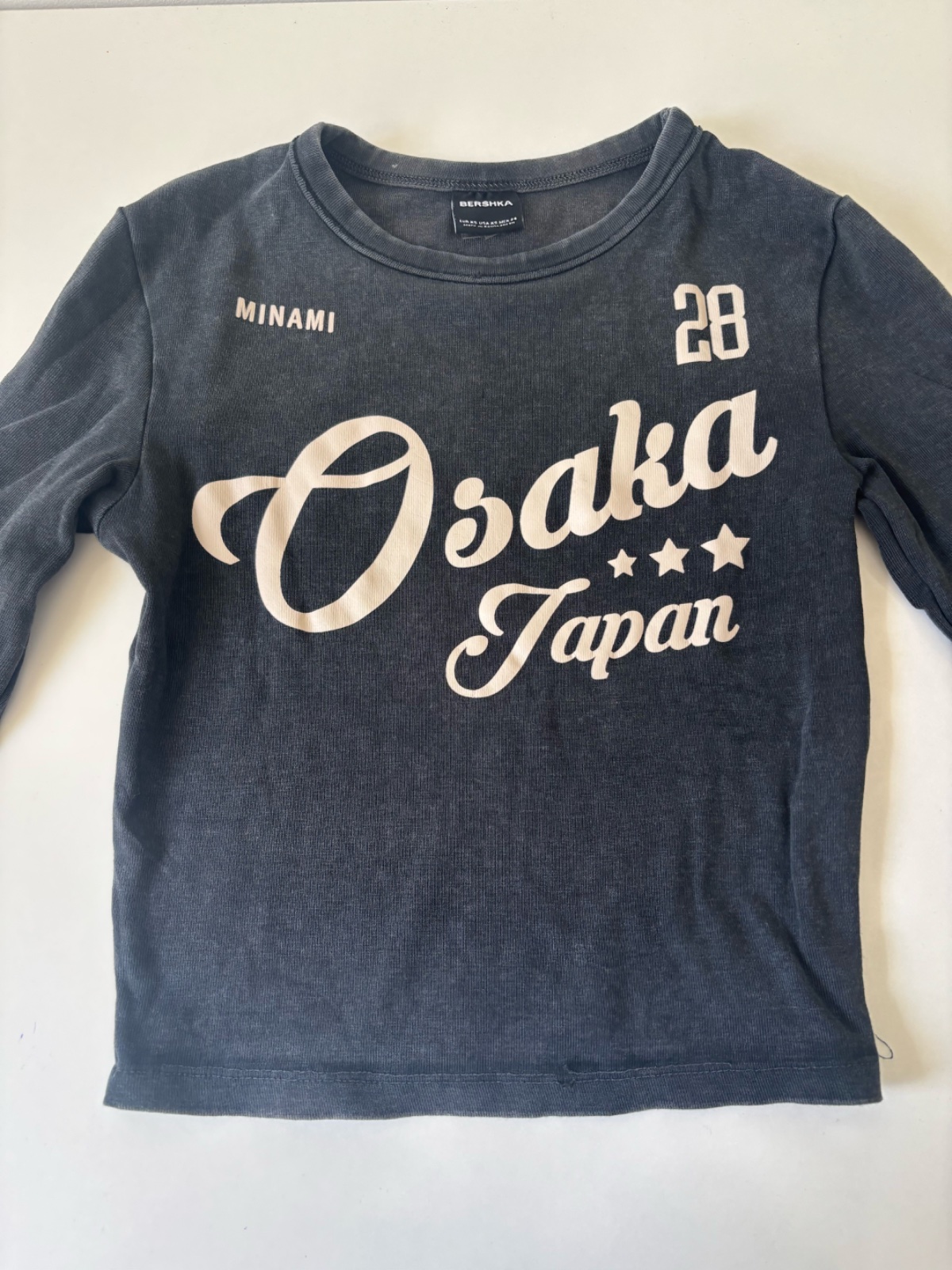 Top noir délavé bershka