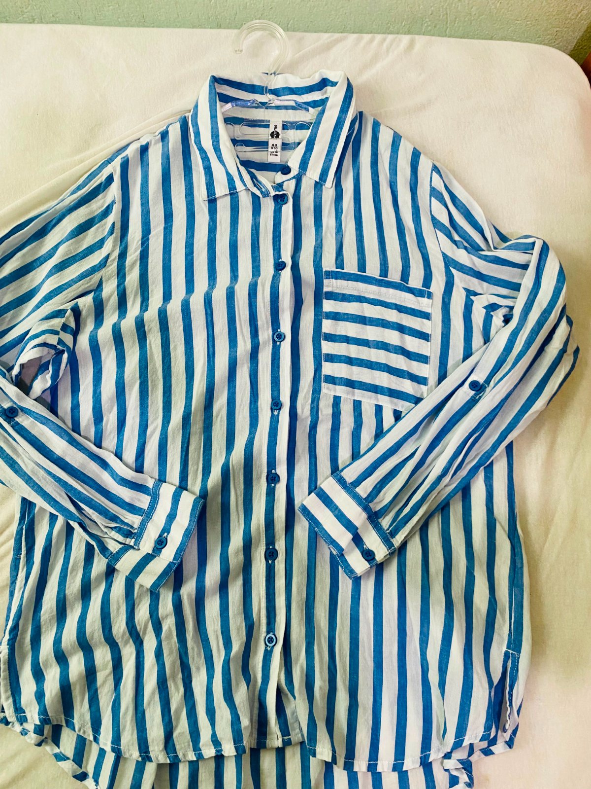 Chemise bleue et blanc 