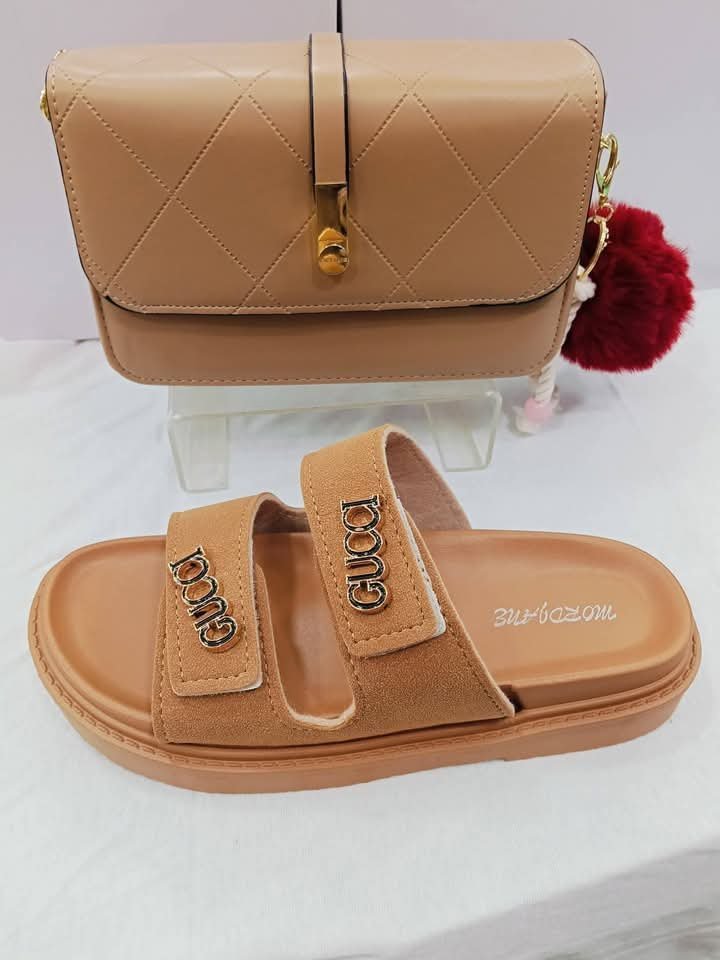 Claquettes gucci