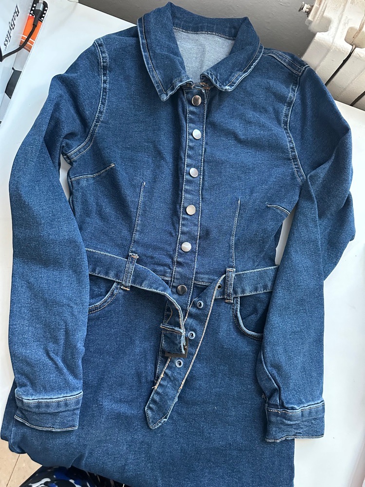 Robe jean tres sexy 