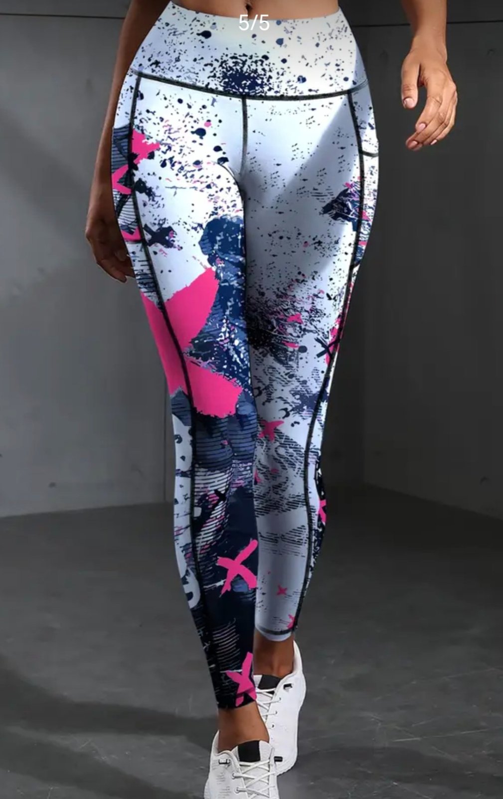 Sports wear 