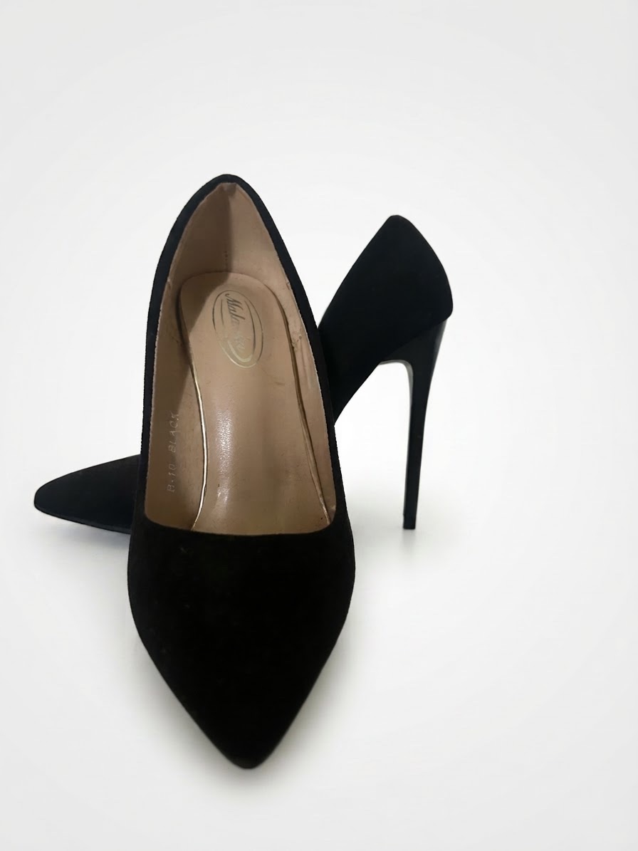 Escarpins noirs talon aiguille 