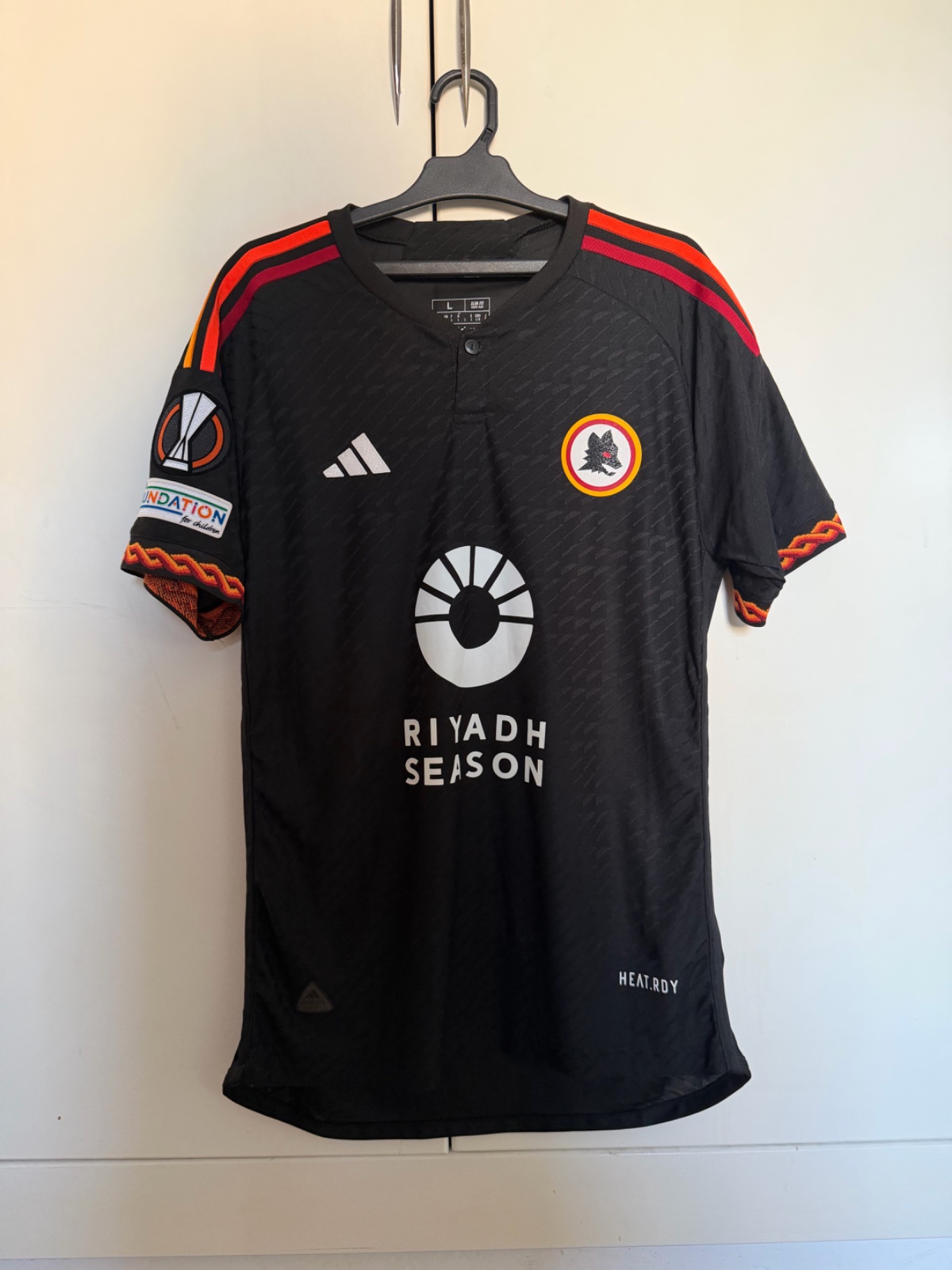 Maillot roma 23/24 version europa ligue