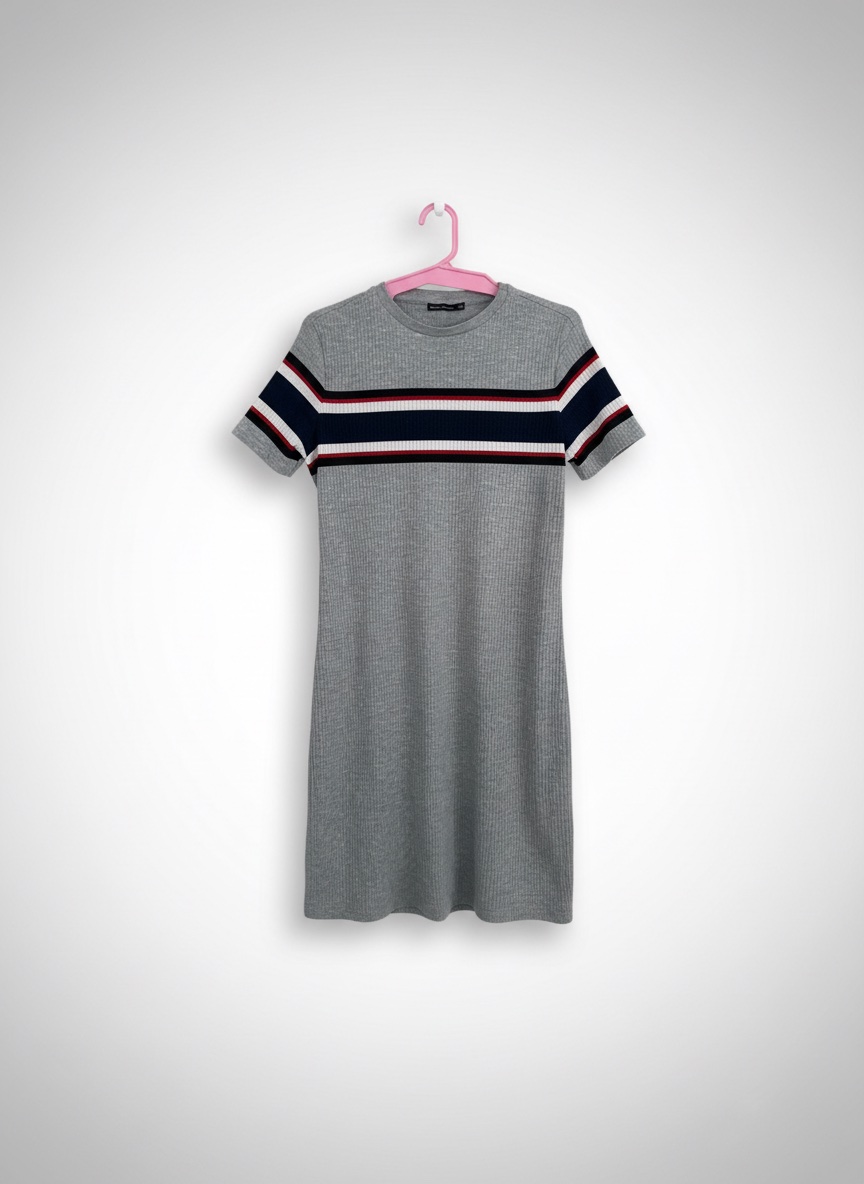 Robe bershka taille s  
