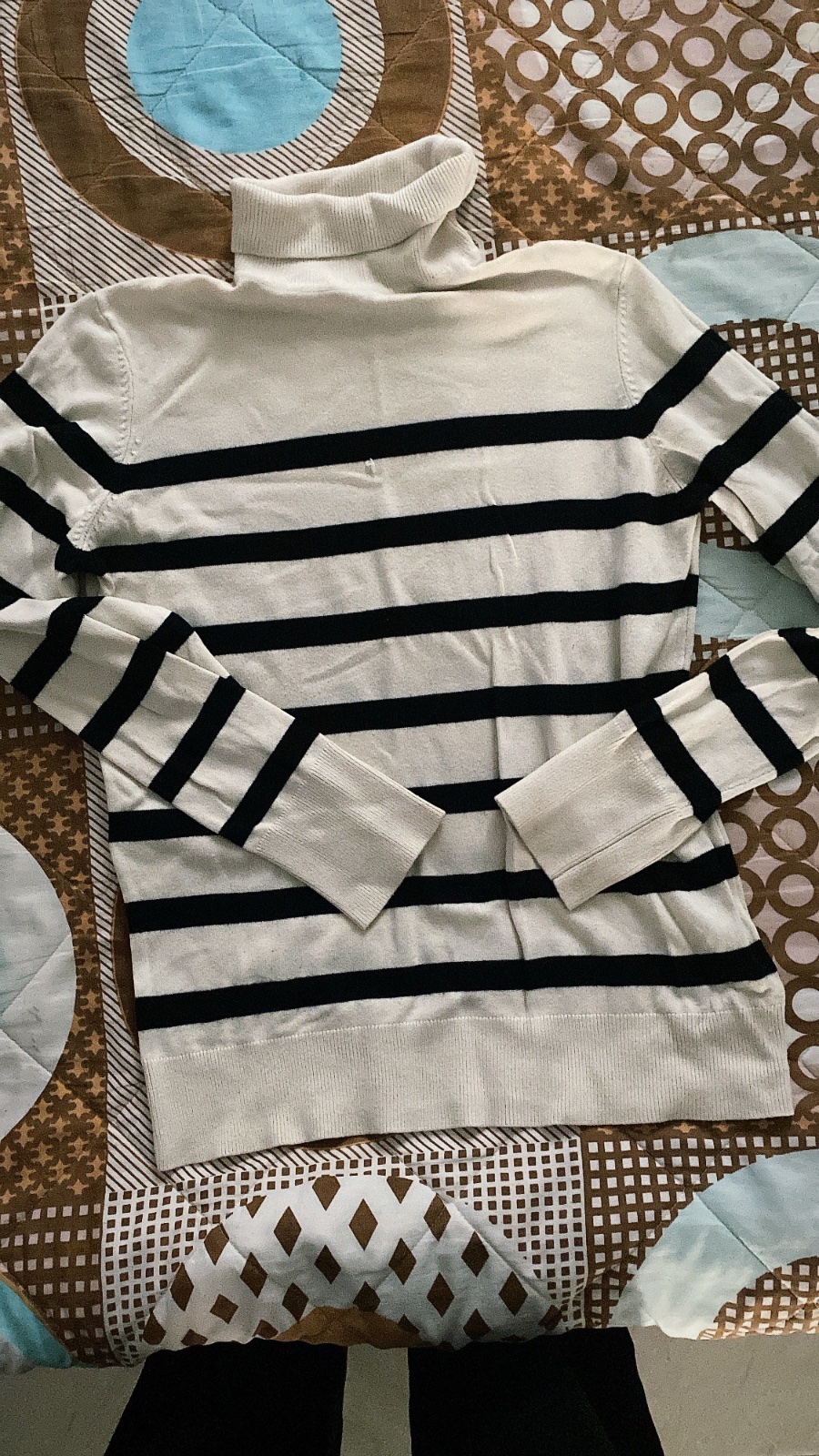Pull zara colle montant presque neuf taille L 