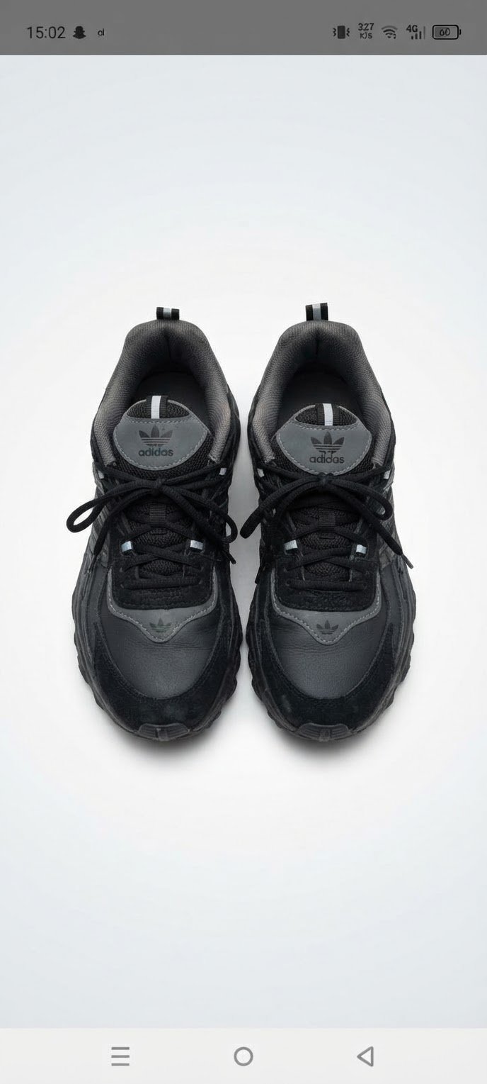 Basket adidas importé copie 3al original en très bon état 