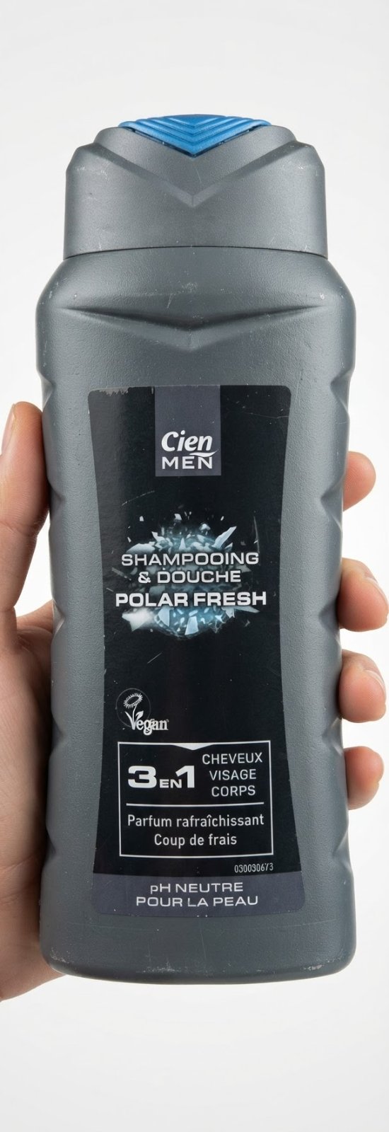 Shampooing et gel douche cien importé france neuf pour homme 3en1