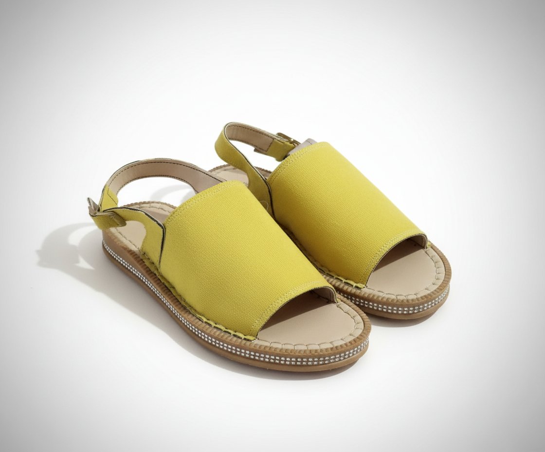 Sandales jaune moutarde neuf ylabes 36/37