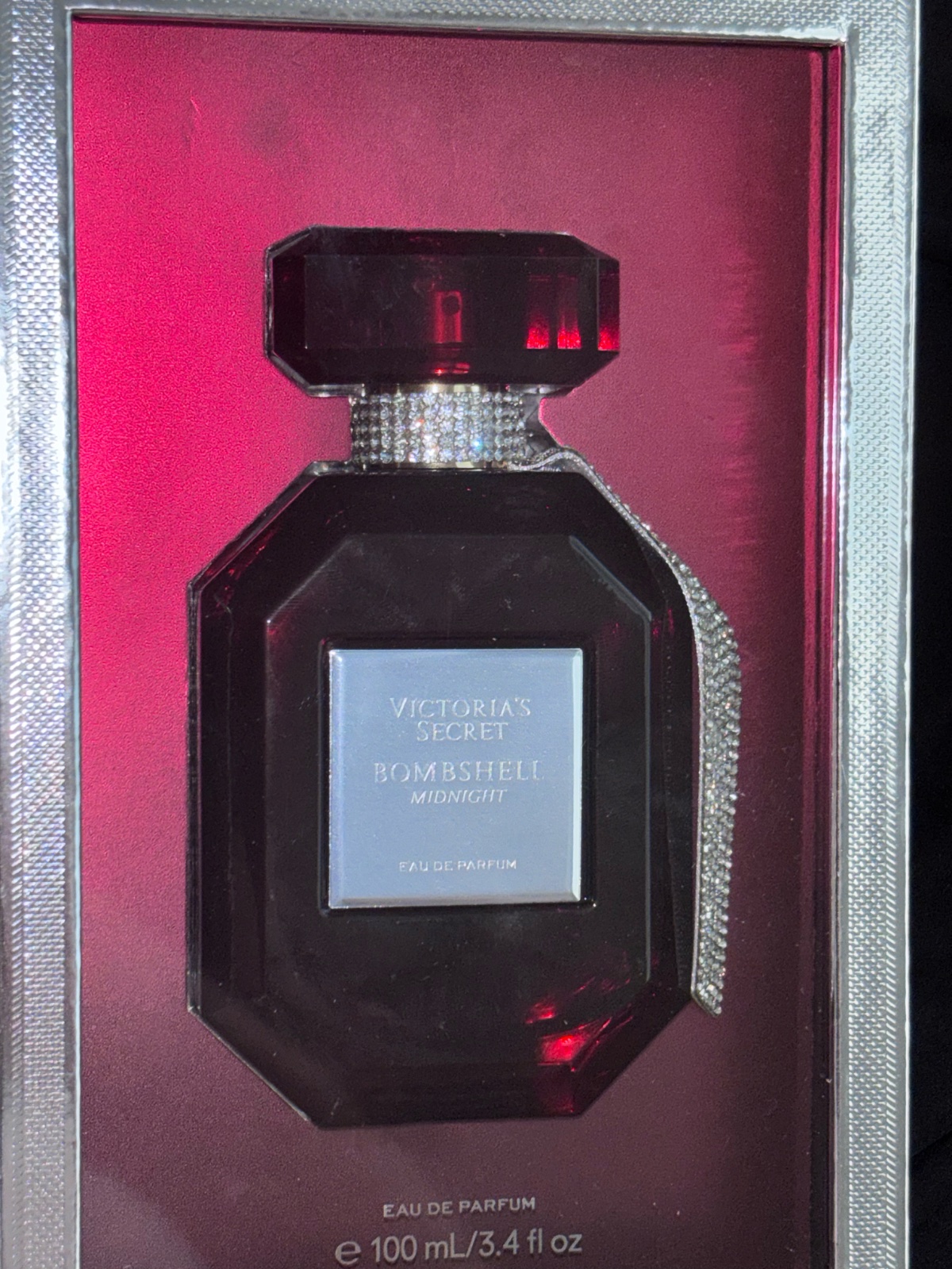 Victoria's Secret Bombshell Midnight Eau de Parfum.