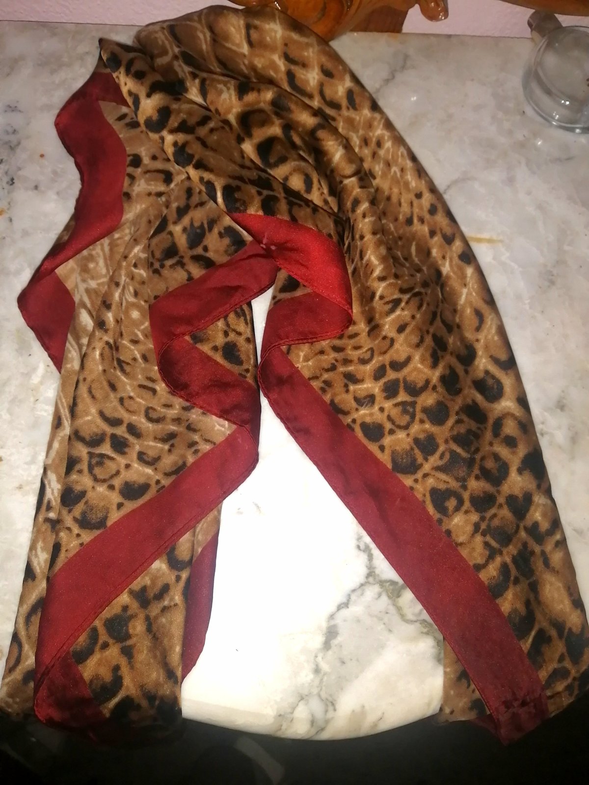 ✨ Foulards élégants à vendre ✨