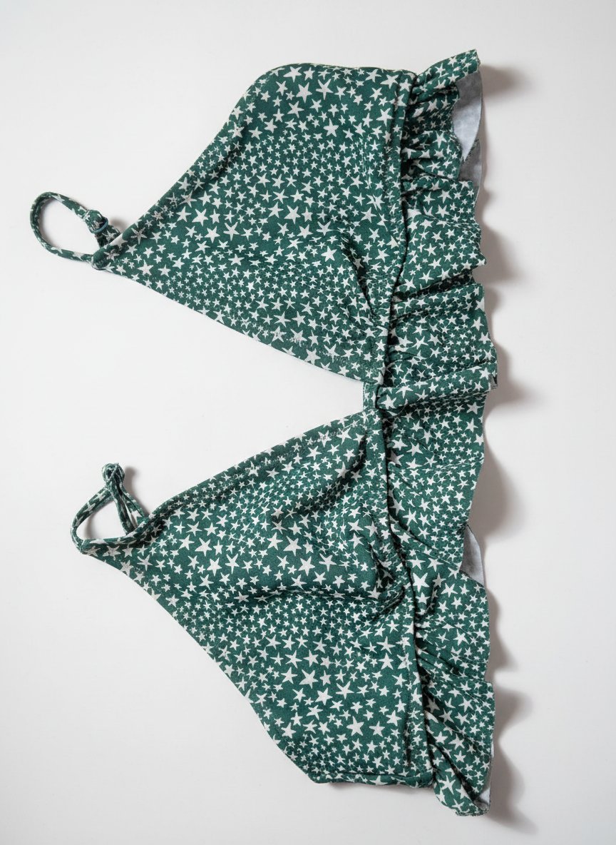 Maillot de bain 1 pièce vert à motifs étoiles et volants💚💚💚💚