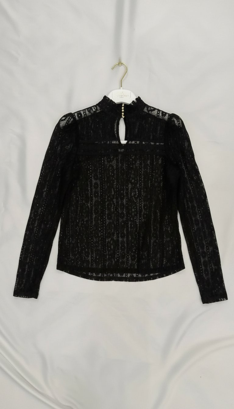 Pull dentelle