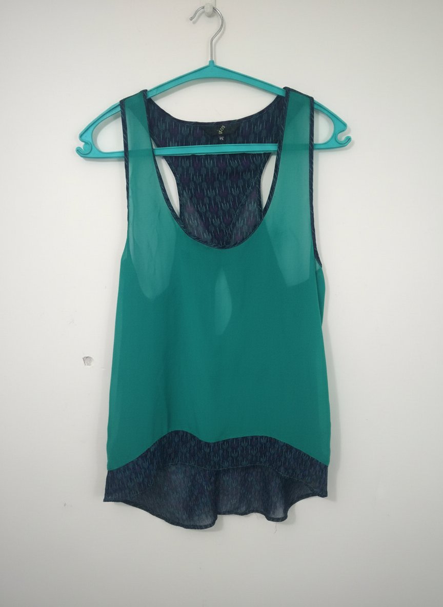 Top transparent pour plage