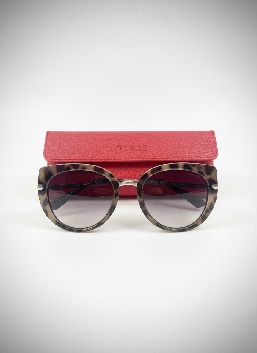 Lunette soleil tigré yesser hlowa 