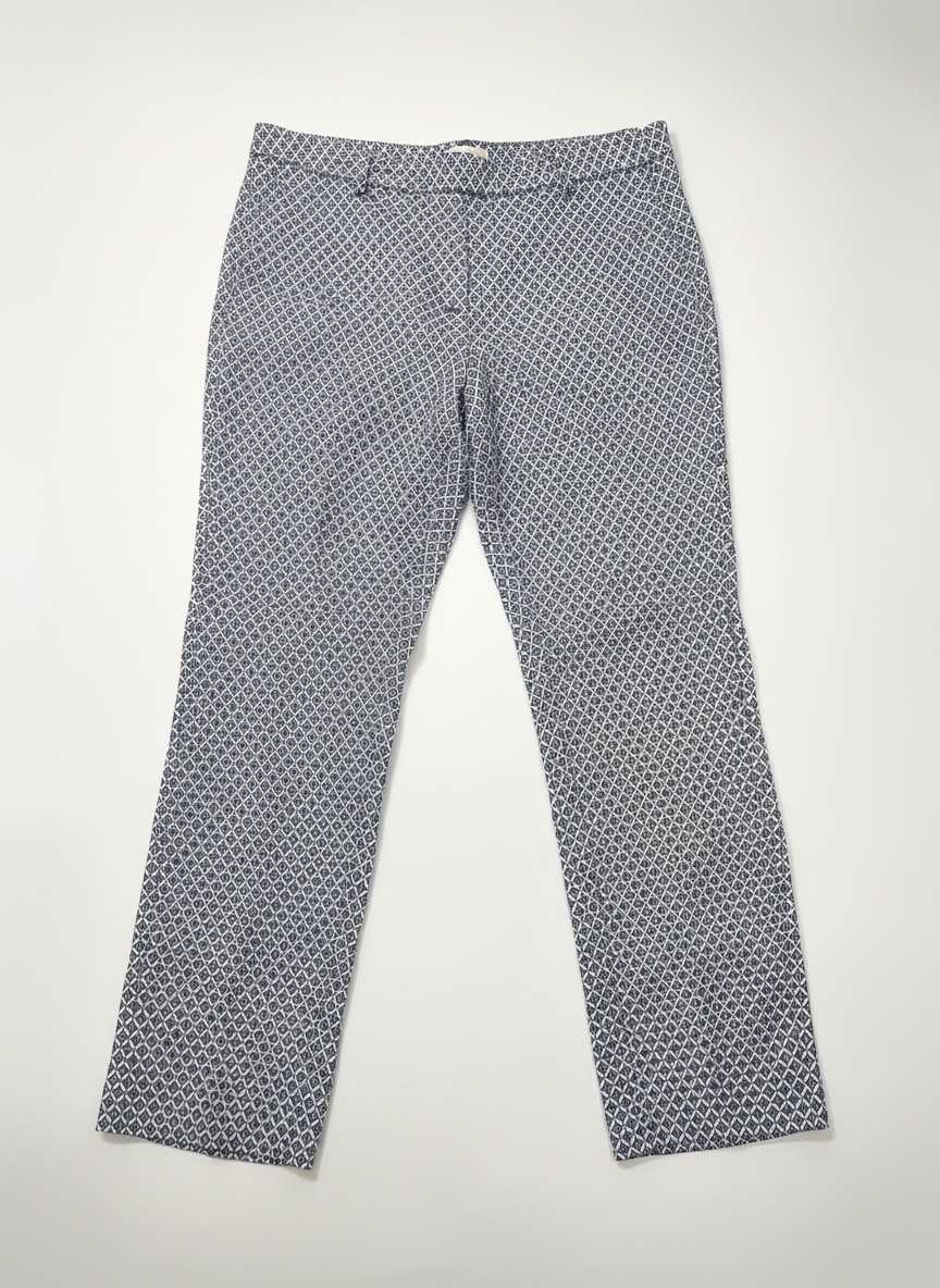 Manifique pantalon très confortable èlastique avec fente en bas 