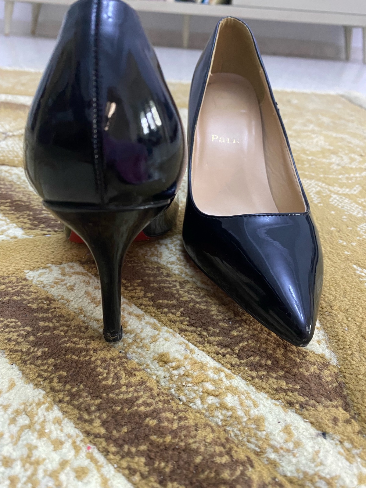 Escarpins Louboutin bon ètat