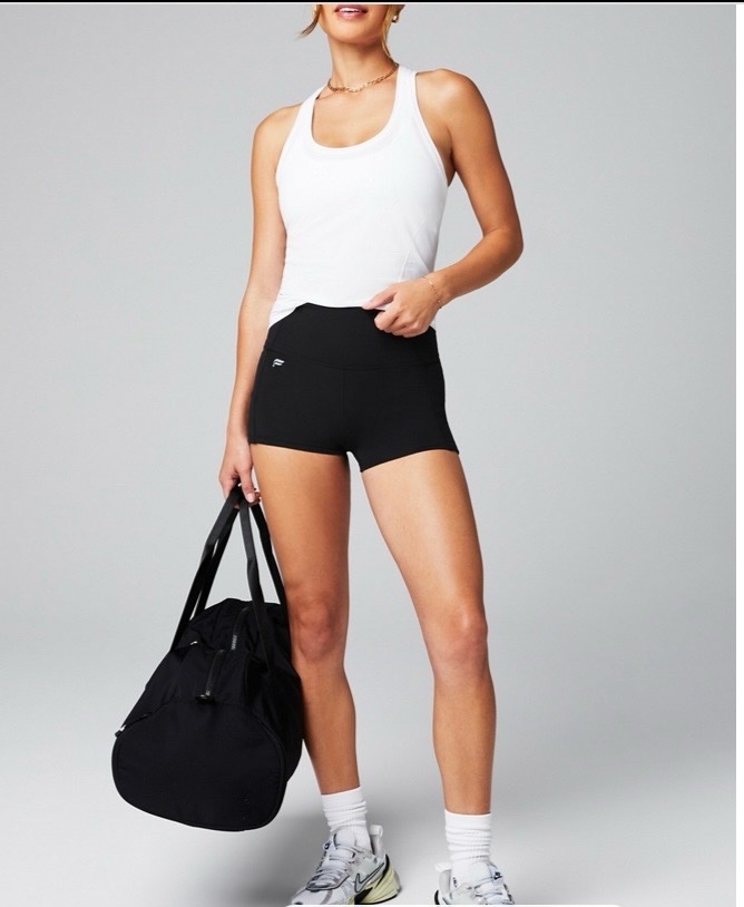 Short taille haute sport marque pure luxe fabletics avec 2 poches 