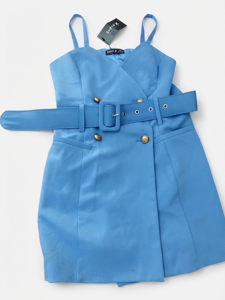 Mini robe portefeuille avec ceinture 