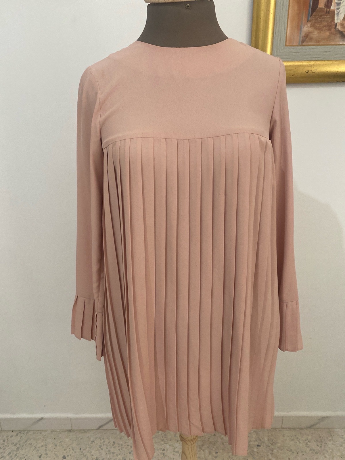 Chemise robe plissè en bas 