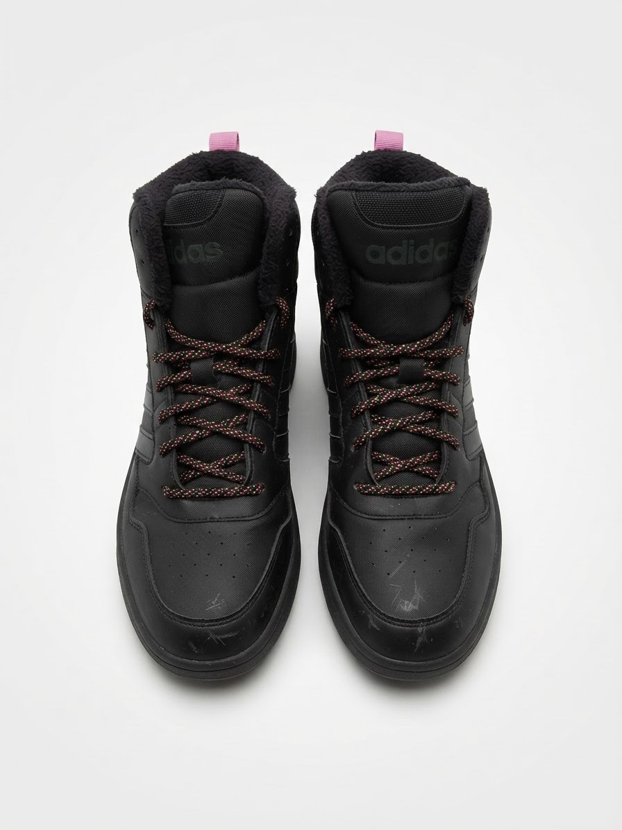 Basket unisex porté une seul fois faute de pointure
