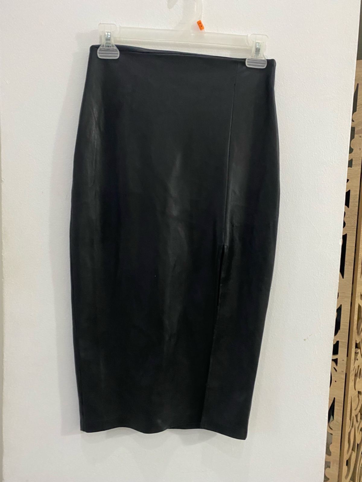 Jupe en similicuir xs avec fente sexy taille xs