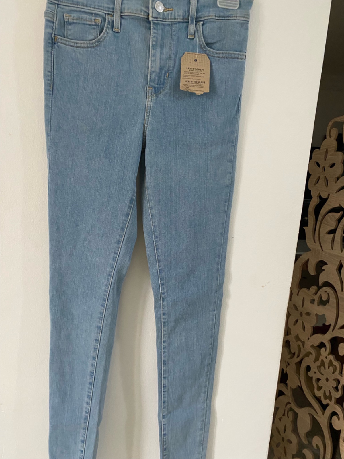 2 jeans taille S un achete deuxieme sera gratuit