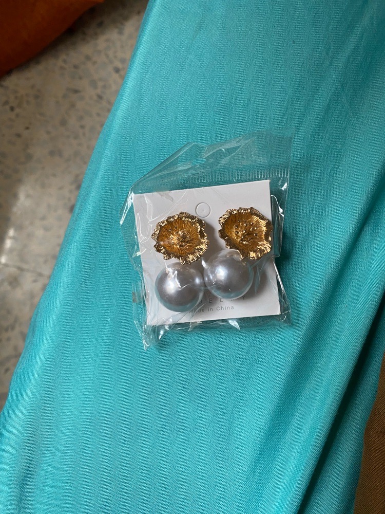 Boucle d oreille Boule en perle nouvelle collection