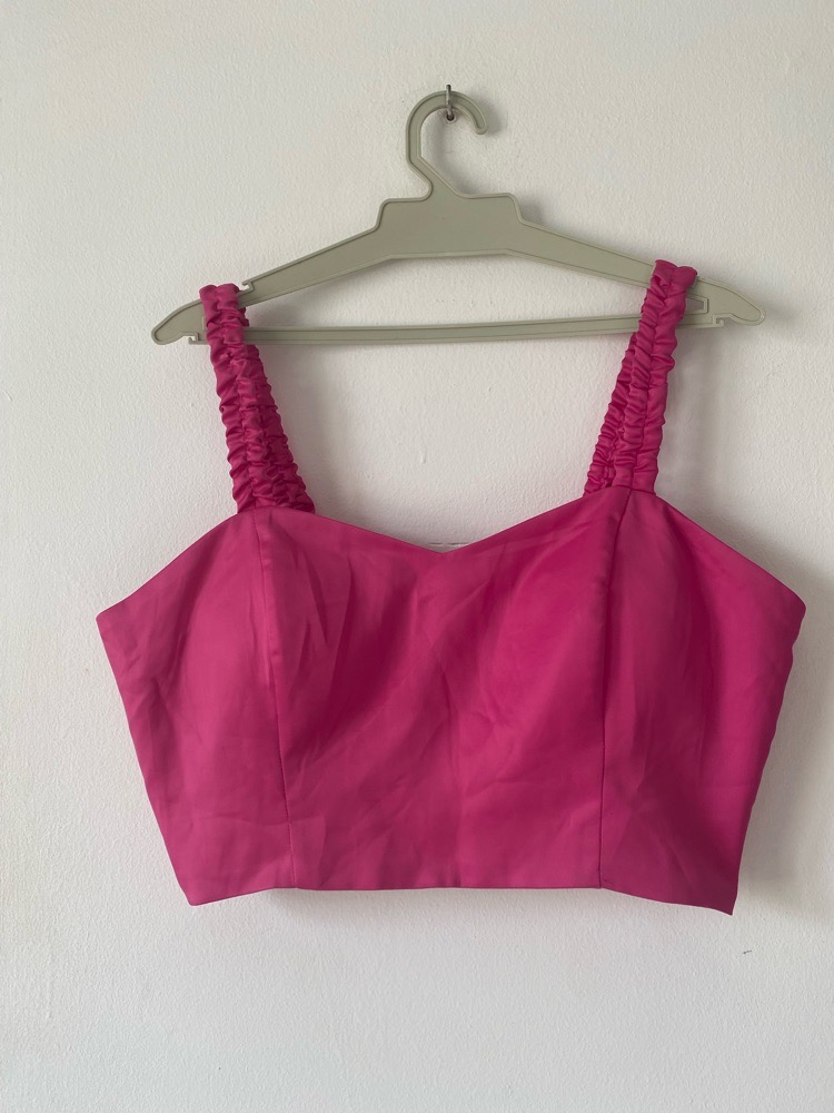 Deux crop top je v
