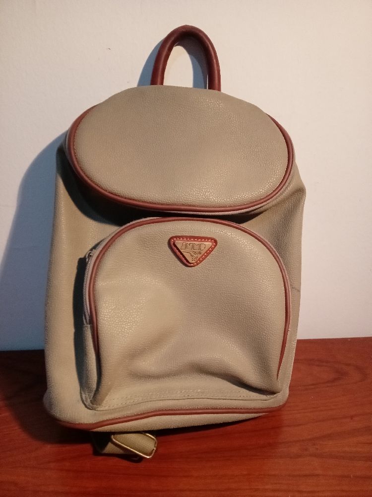 Sac a dos en cuir véritable de la marque jump ✨️