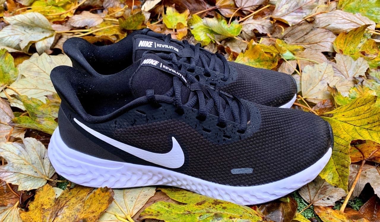 Nike revolution 5 men