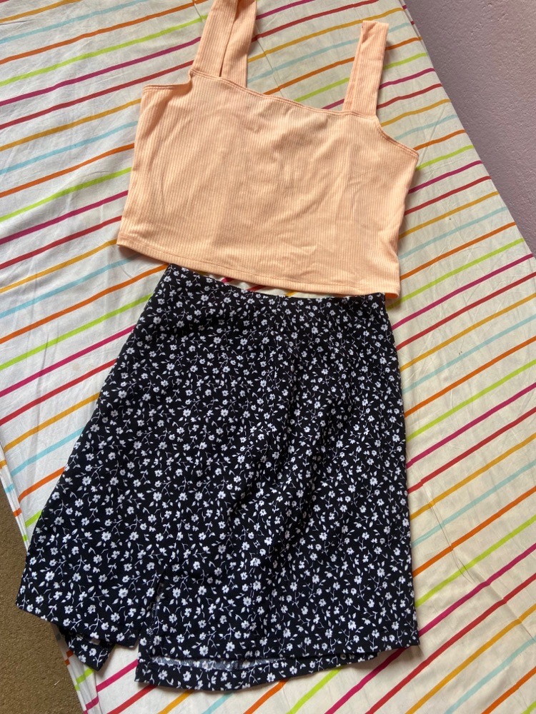 Lot : top et jupe