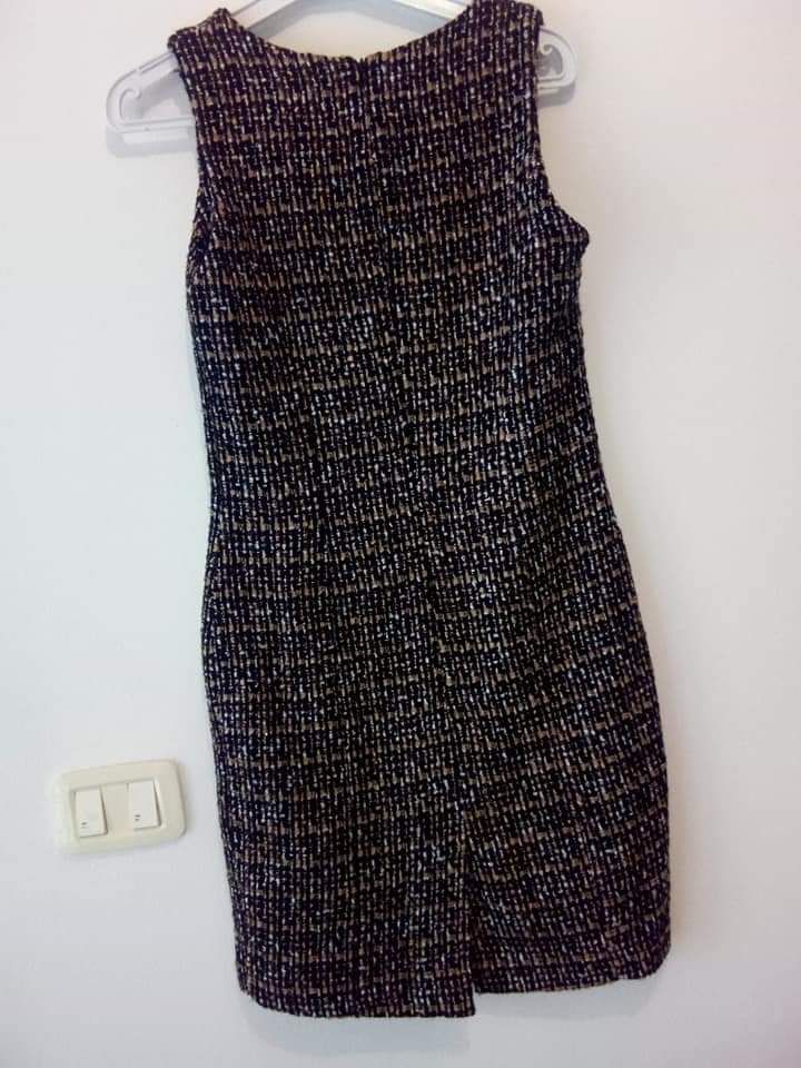 Belle robe taille 36 de la marque Honey comb , a 50 drs