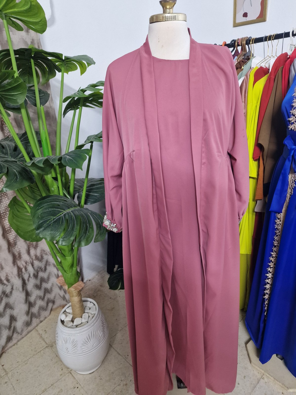 Robe avec abaya rose 