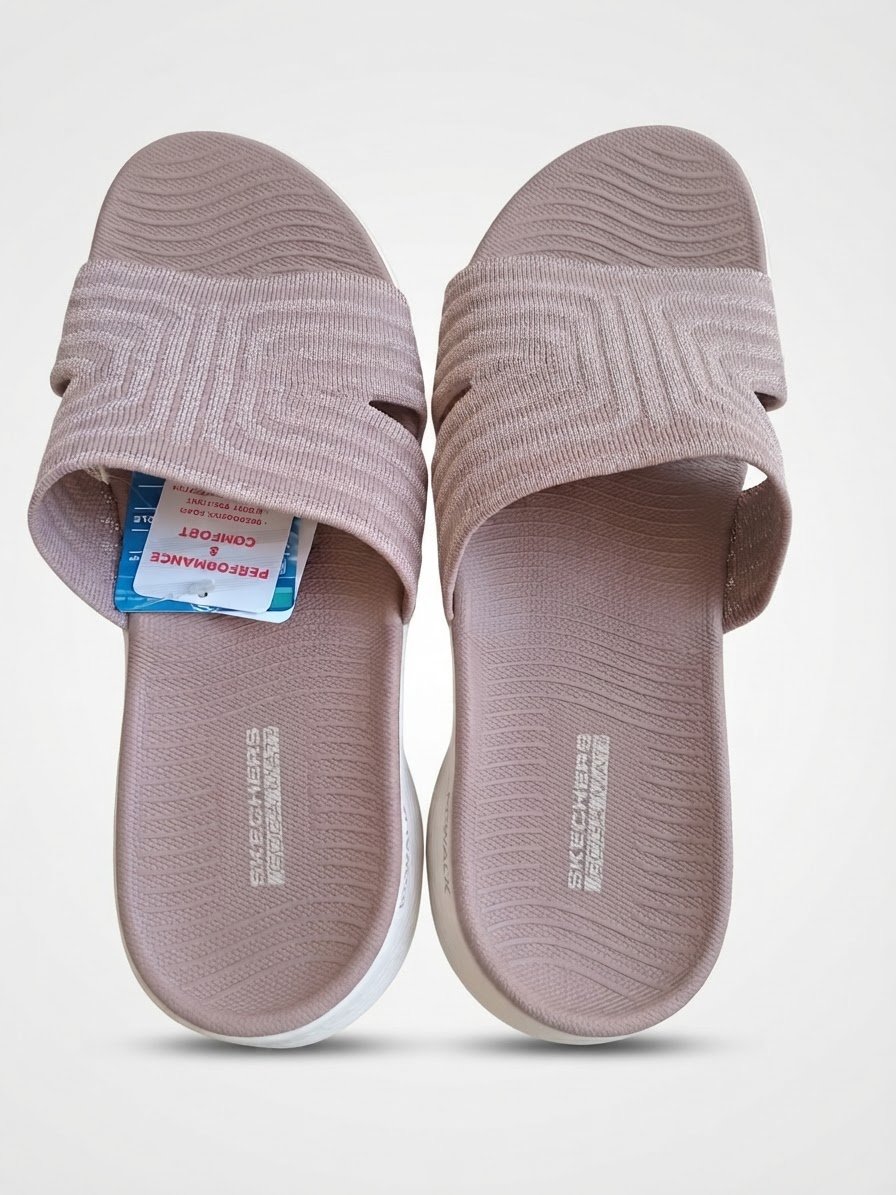 Claquette skechers pour femme 