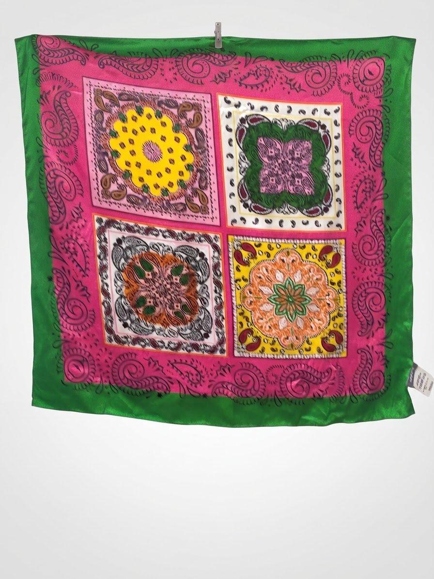 Foulard multicolore en soie 