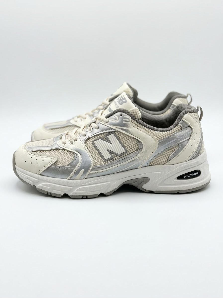 Baskets New Balance 530 blanc cassé et argenté