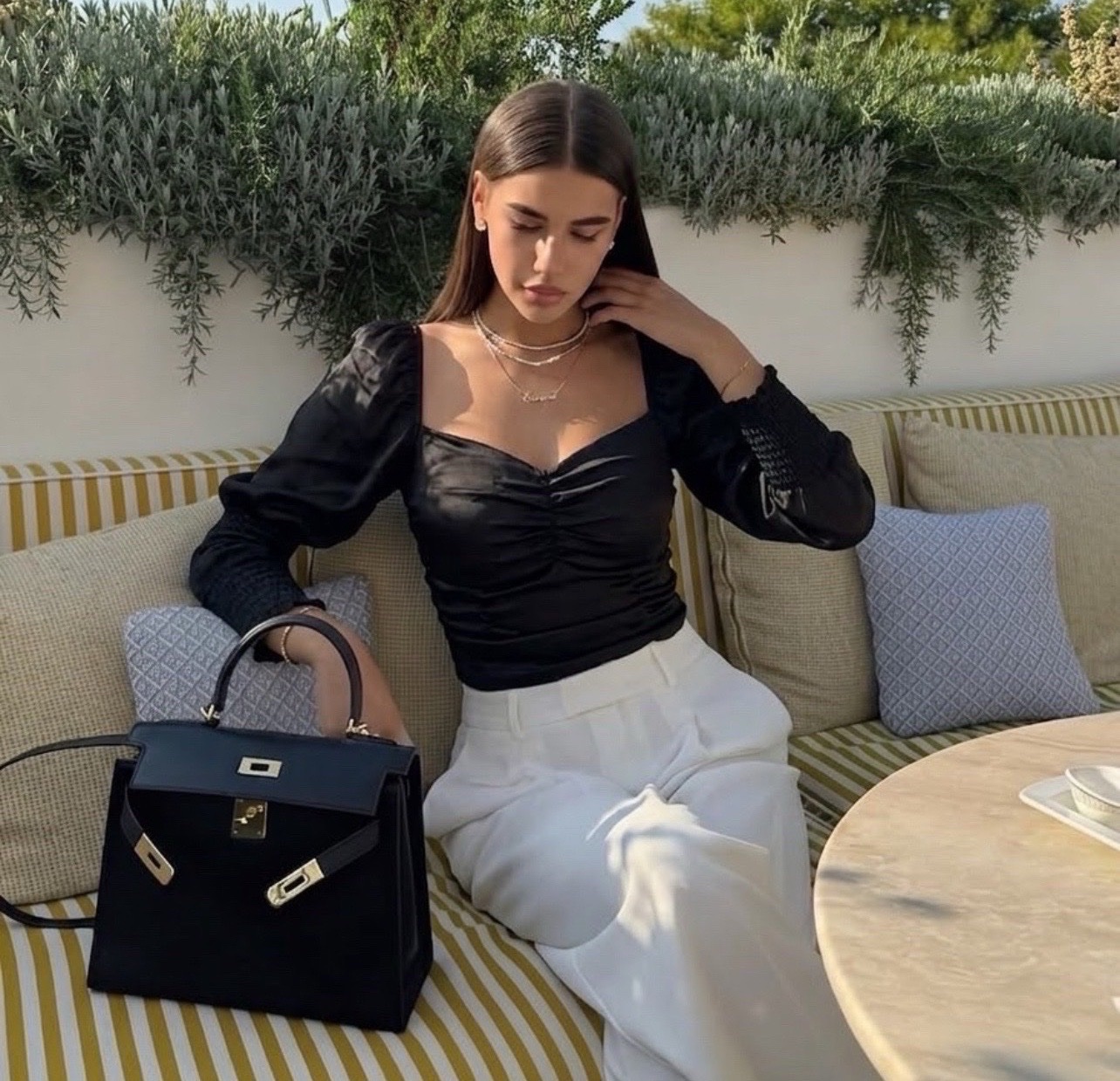 Blouse satin noir