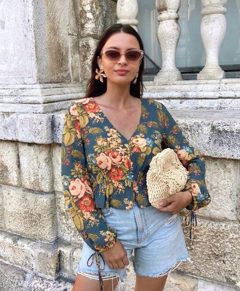 Blouse fleurie
