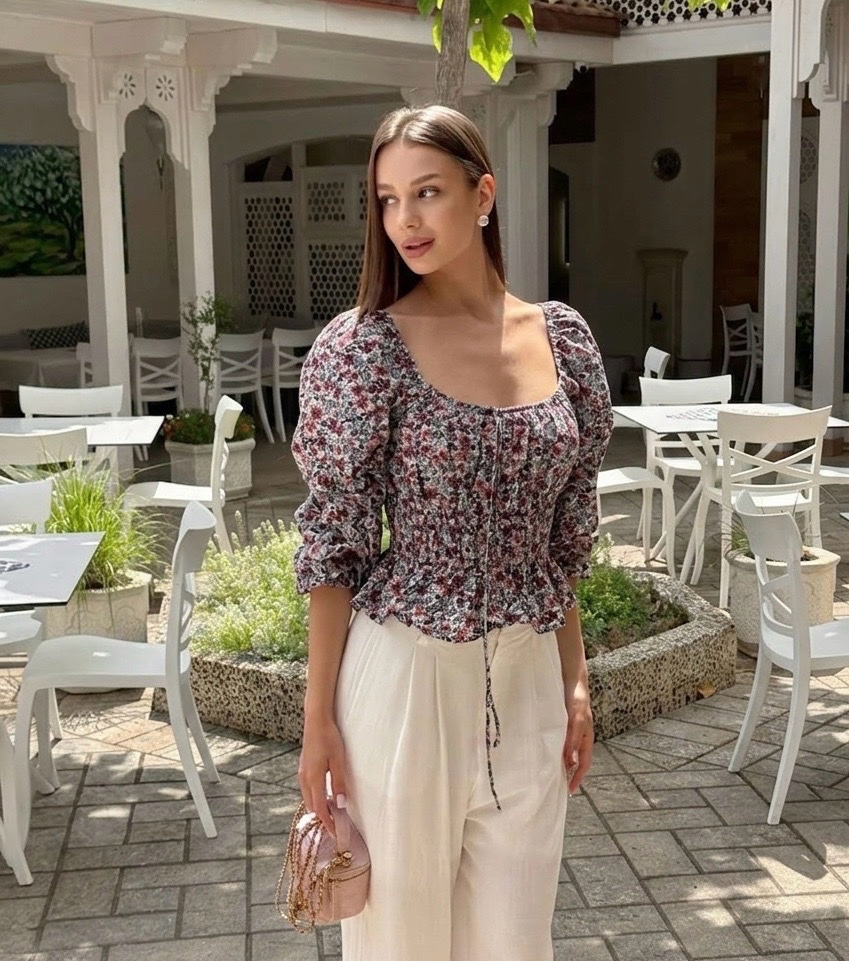 Blouse fleurie