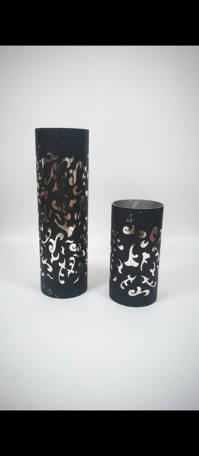 2 vases en verre 
