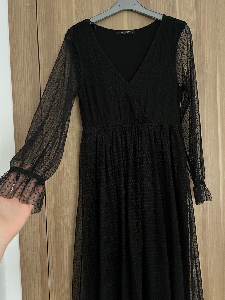 Robe soirée noire simple