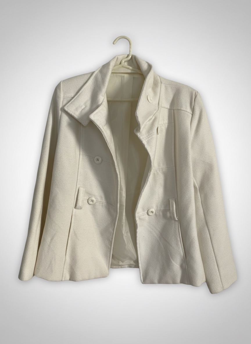 Manteau blanc trés chic