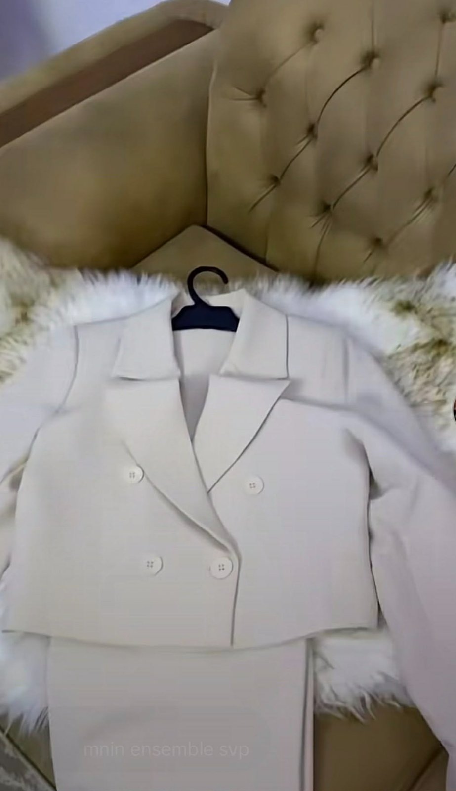 Ensemble beige 