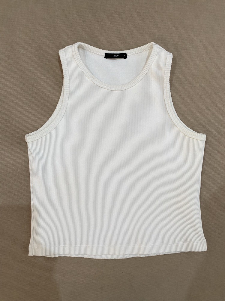 Top / haut / débardeur blanc