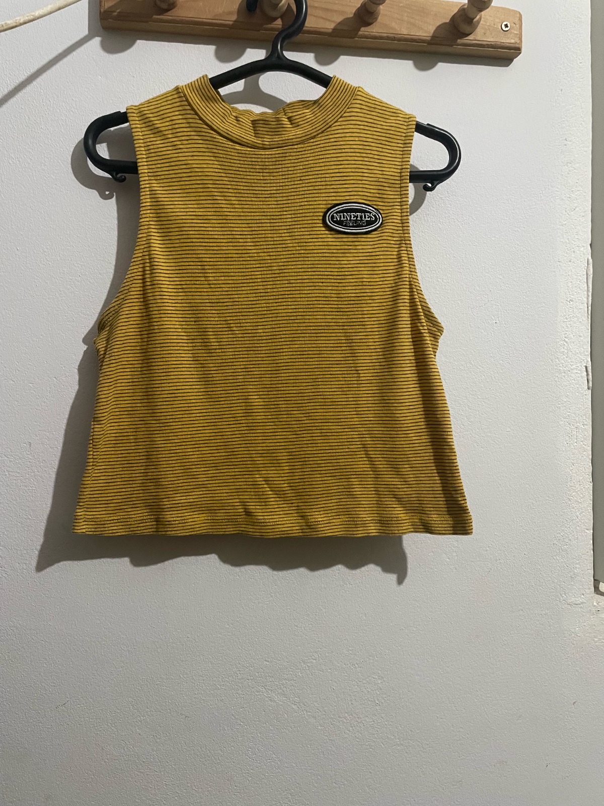 Crop top sans maches 