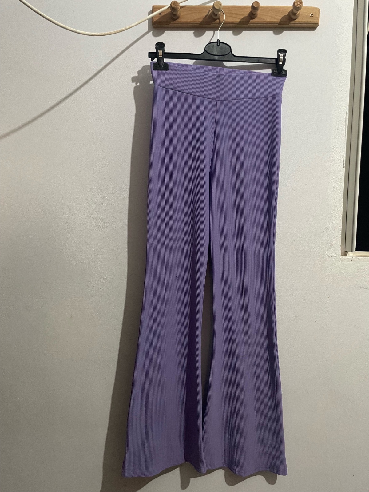 Un pantalon pattes d'elephant 