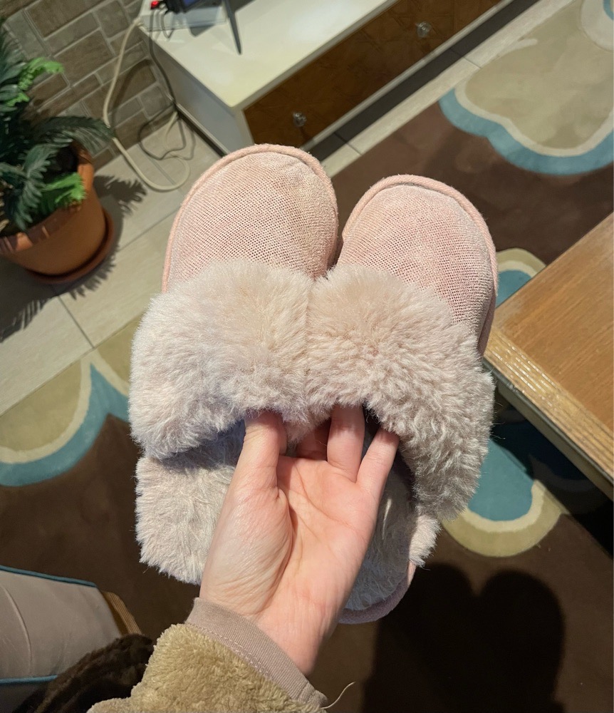 Claquettes Primark roses pailletées 💖