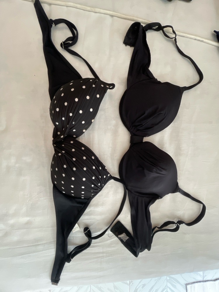 2 hauts de maillot 